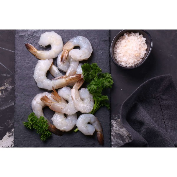 Fresh Shrimps Vannamei Medium Cleaned Without Tail - 500gm
