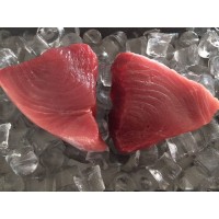 Fresh Tuna Black Fillet Steaks With Skin -1Kg